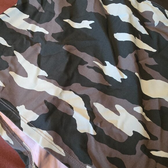 Marika Camo Athletic Running Shorts XL Dry Wik XXL Womens NEW NWT Cute - Picture 6 of 7